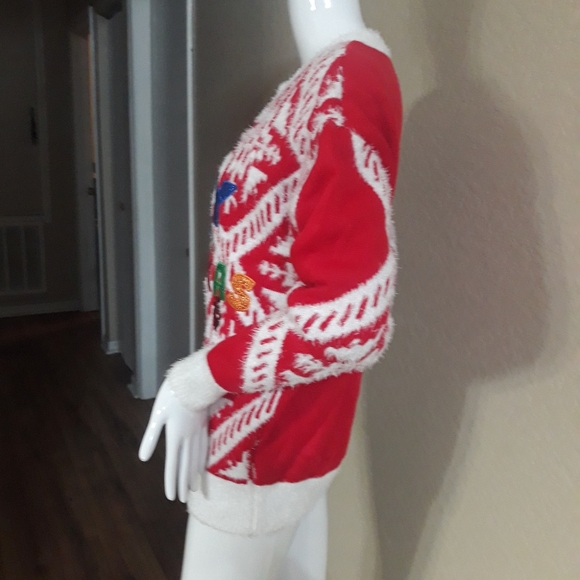 Holiday Time Christmas Sweater - Picture 4 of 11